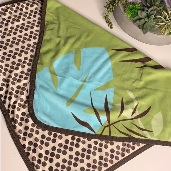 Cocalo Baby Reversible cozy fleece safari jungle baby receiving blanket - Picture 1 of 8